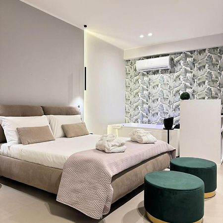 Luxury Apartment - Suite Cavour Bari Exteriör bild