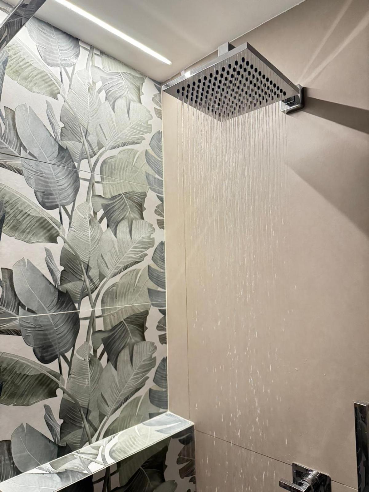 Luxury Apartment - Suite Cavour Bari Exteriör bild