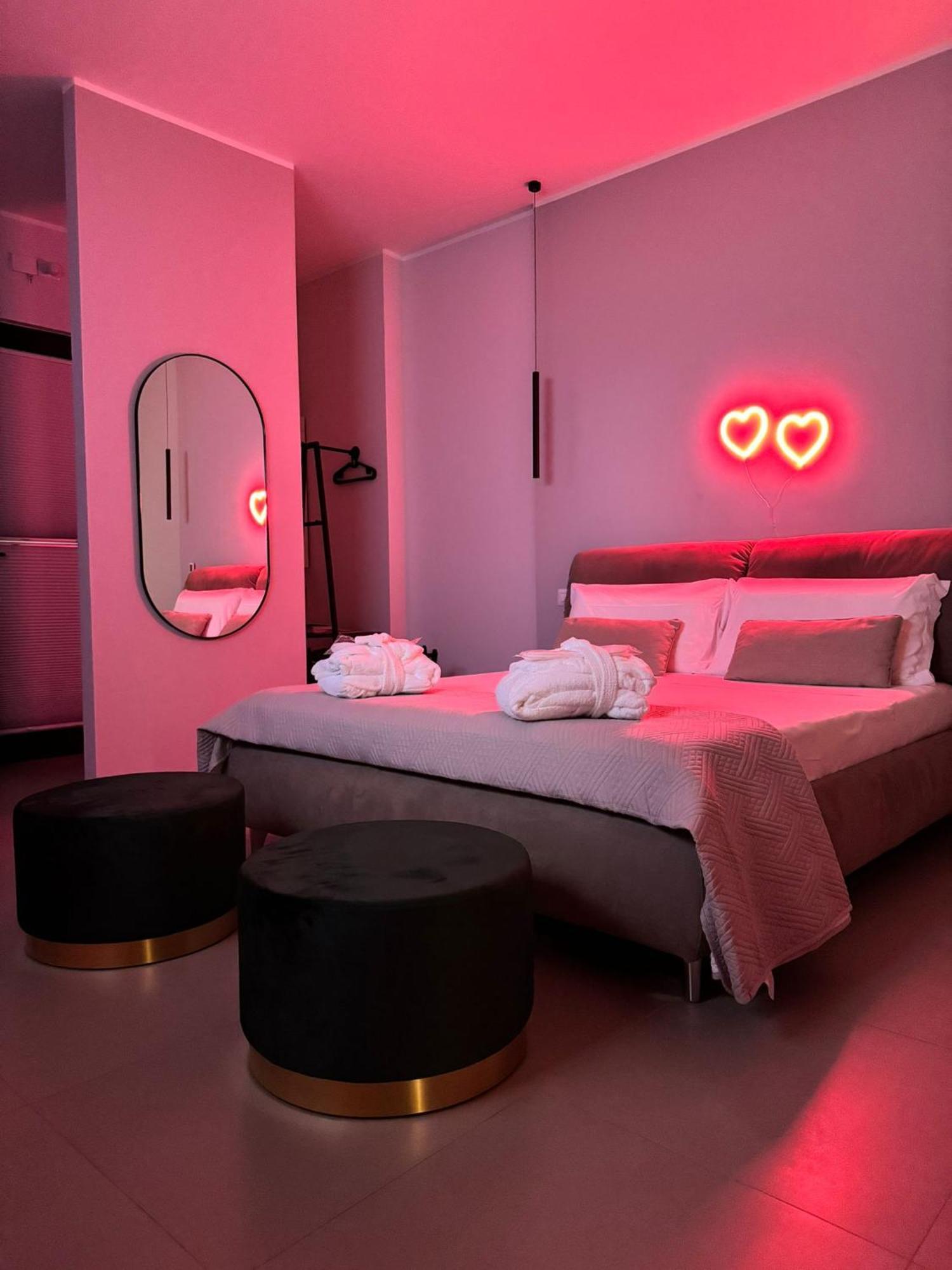 Luxury Apartment - Suite Cavour Bari Exteriör bild