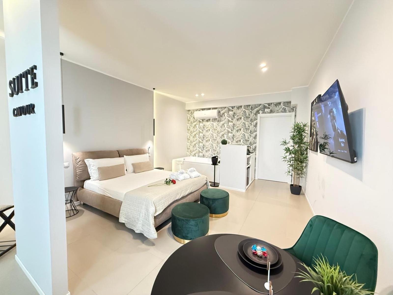 Luxury Apartment - Suite Cavour Bari Exteriör bild